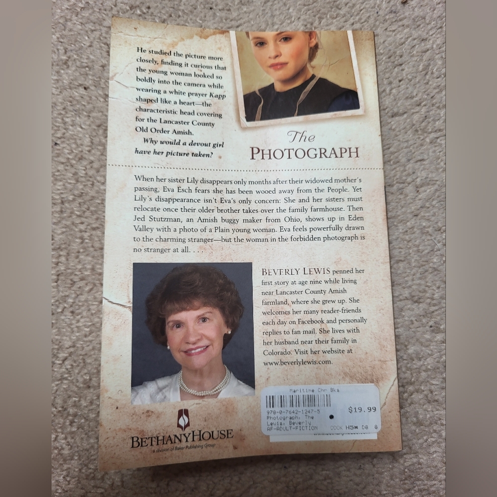 The Photograph By Beverly Lewis, Free - Picture 2 of 5